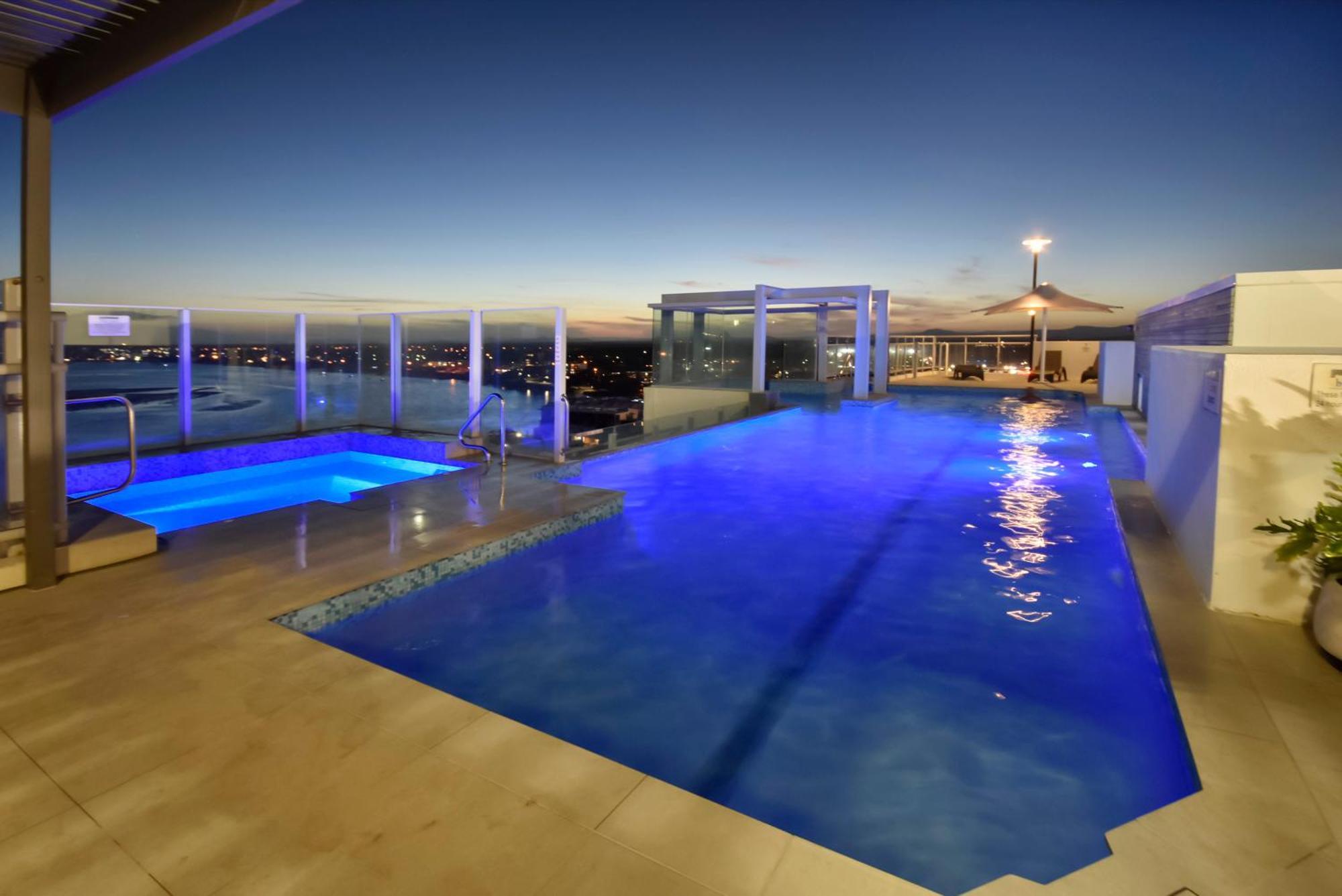 Pumicestone Blue Resort Caloundra Esterno foto